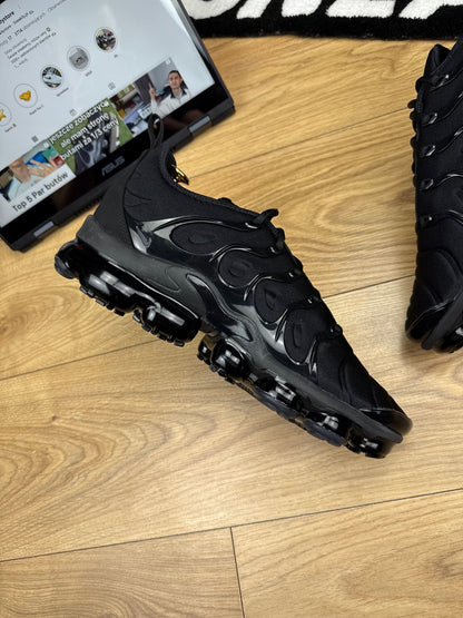 Nike Air Vapormax Plus (45.5)