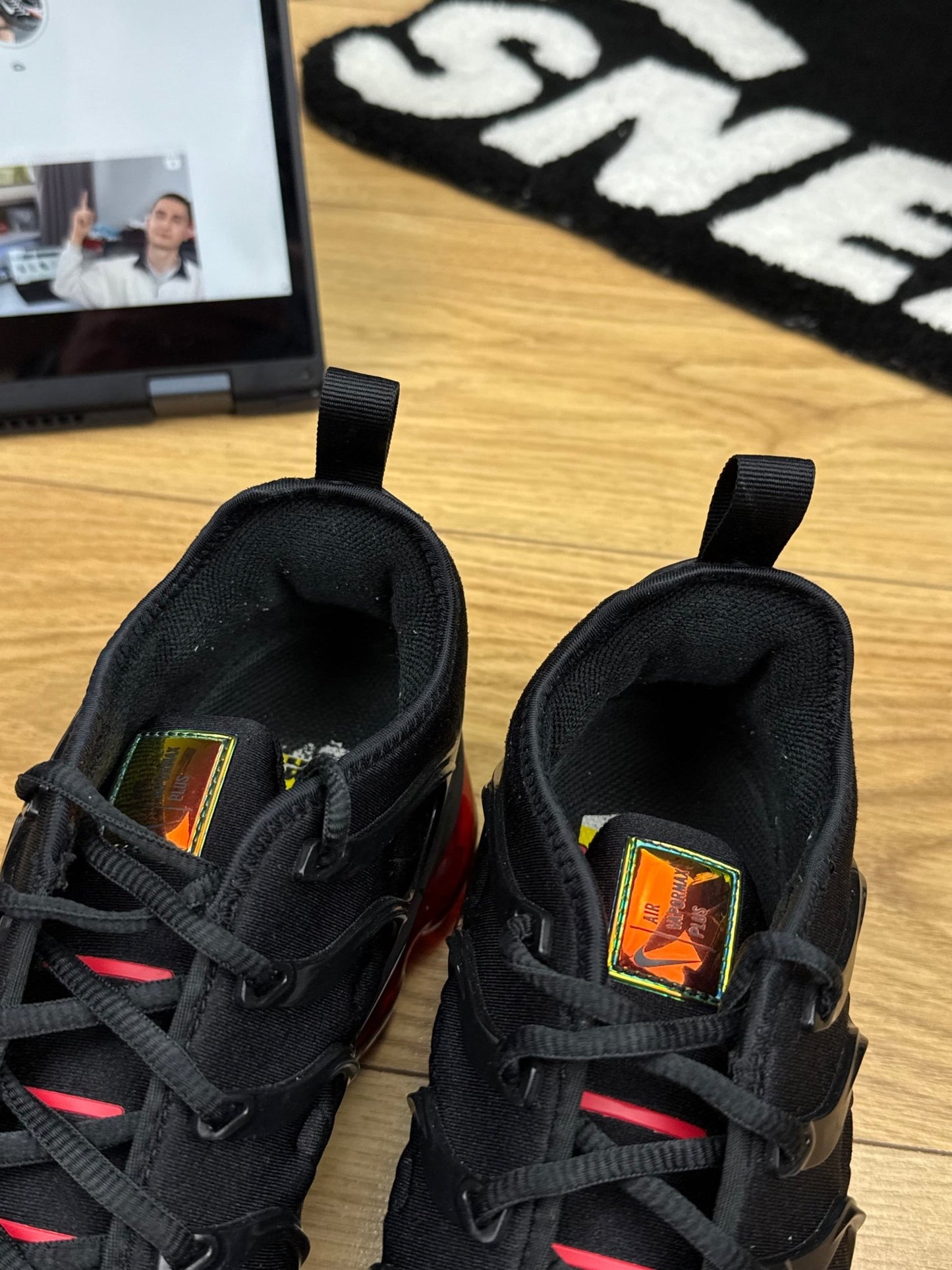 Nike Air Vapormax Plus (43)
