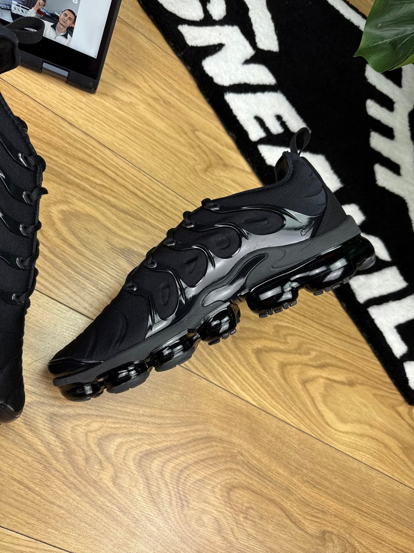 Nike Air Vapormax Plus (46)