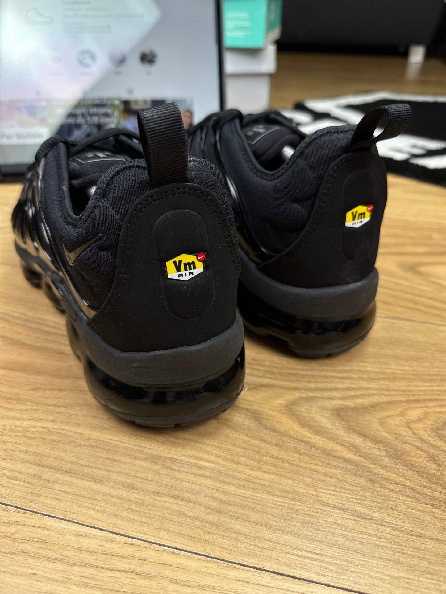 Nike Air Vapormax Plus (46)