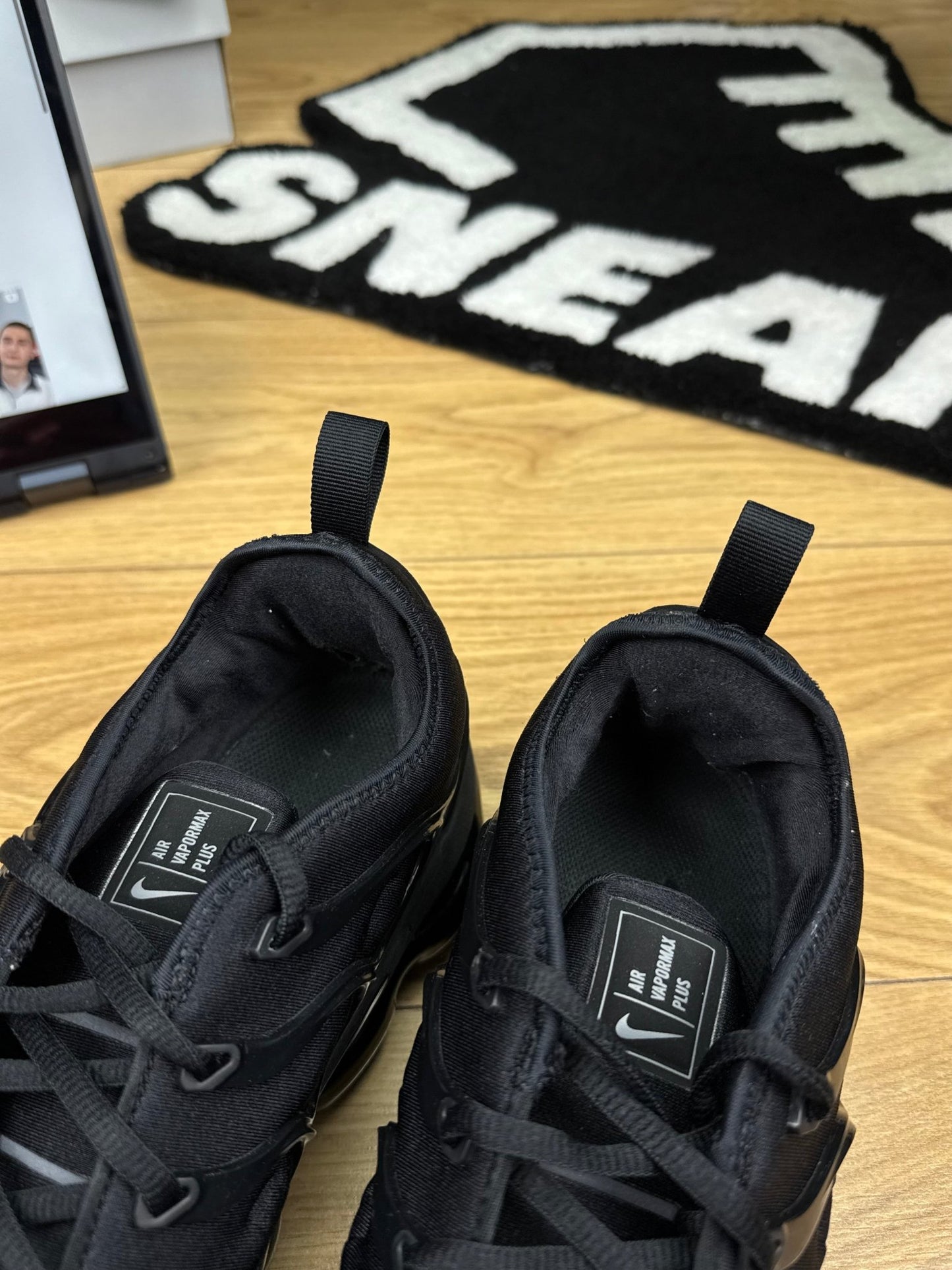 Nike Air Vapormax Plus (46)