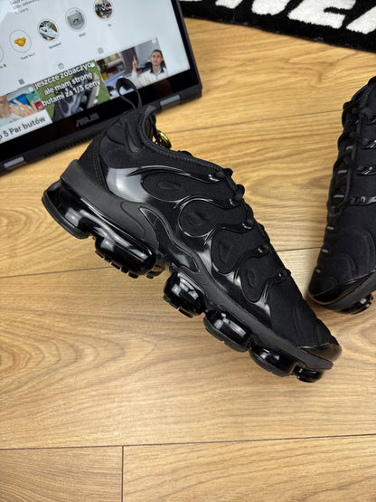 Nike Air Vapormax Plus (44.5)