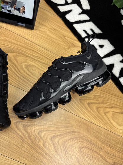 Nike Air Vapormax Plus (44.5)