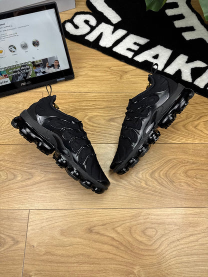 Nike Air Vapormax Plus (44.5)