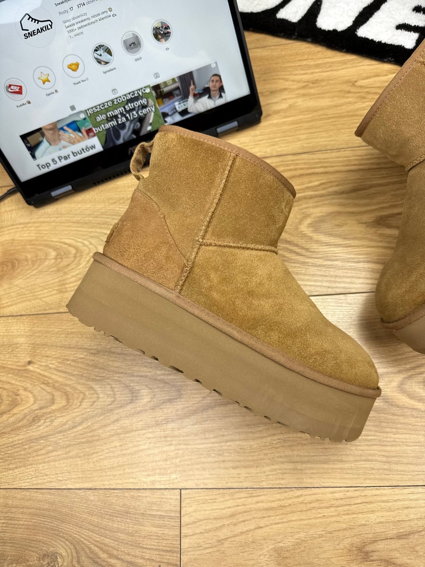 UGG Classic Mini Platform (39)