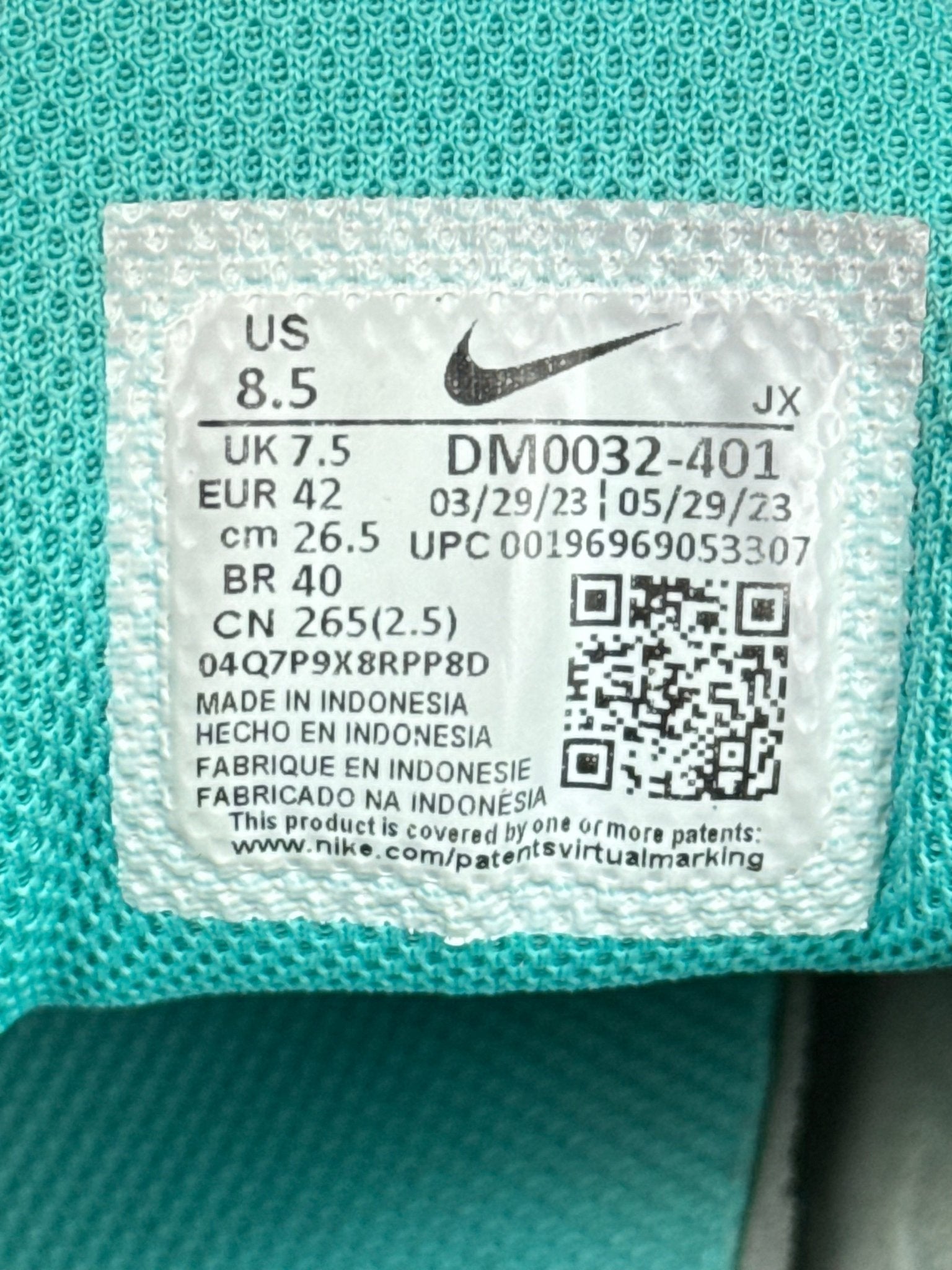 Nike Air Max Plus (42) - sneakilystore