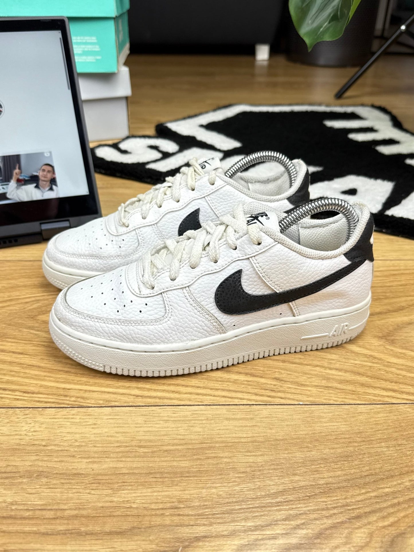 Nike Air Force 1 Low (36.5)