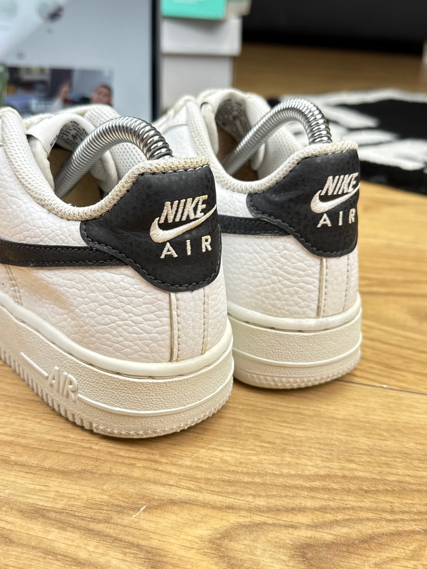 Nike Air Force 1 Low (36.5)