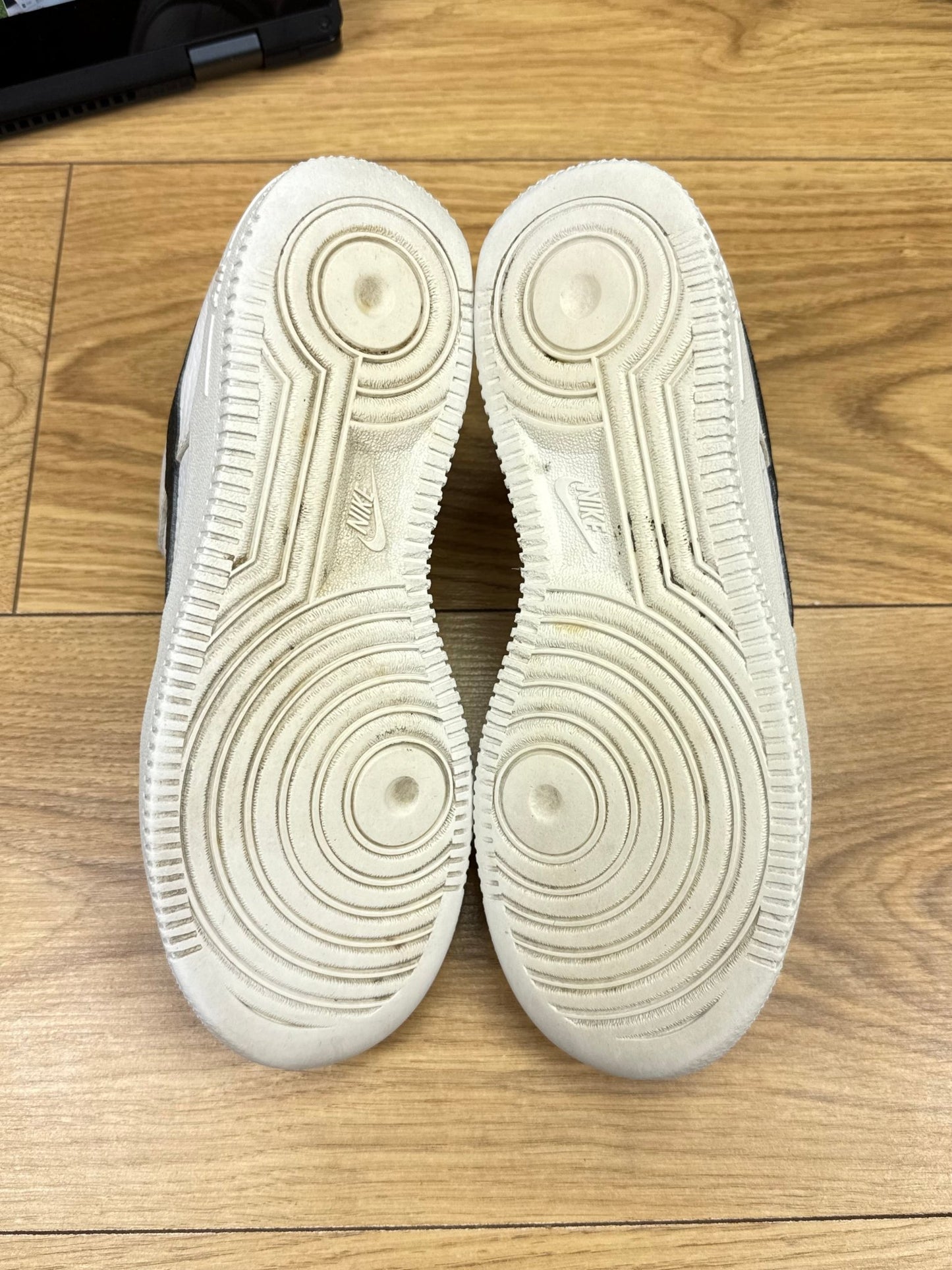 Nike Air Force 1 Low (36.5)