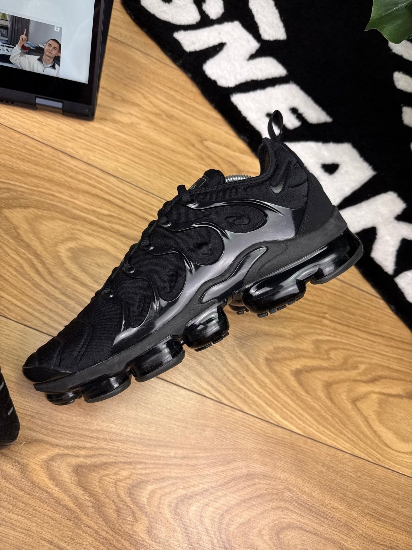 Nike Air Vapormax Plus (44.5)