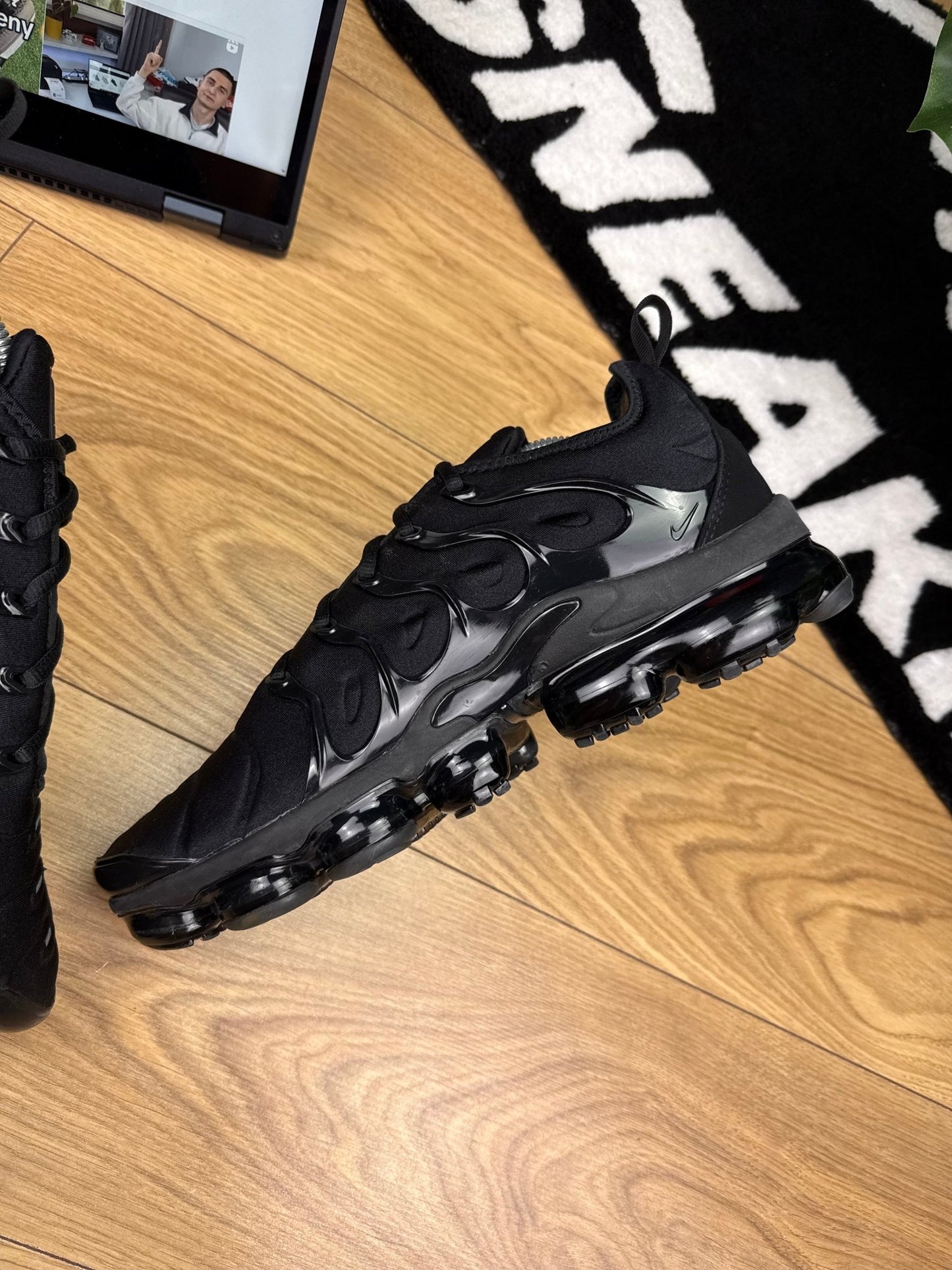 Nike Air Vapormax Plus (44.5)