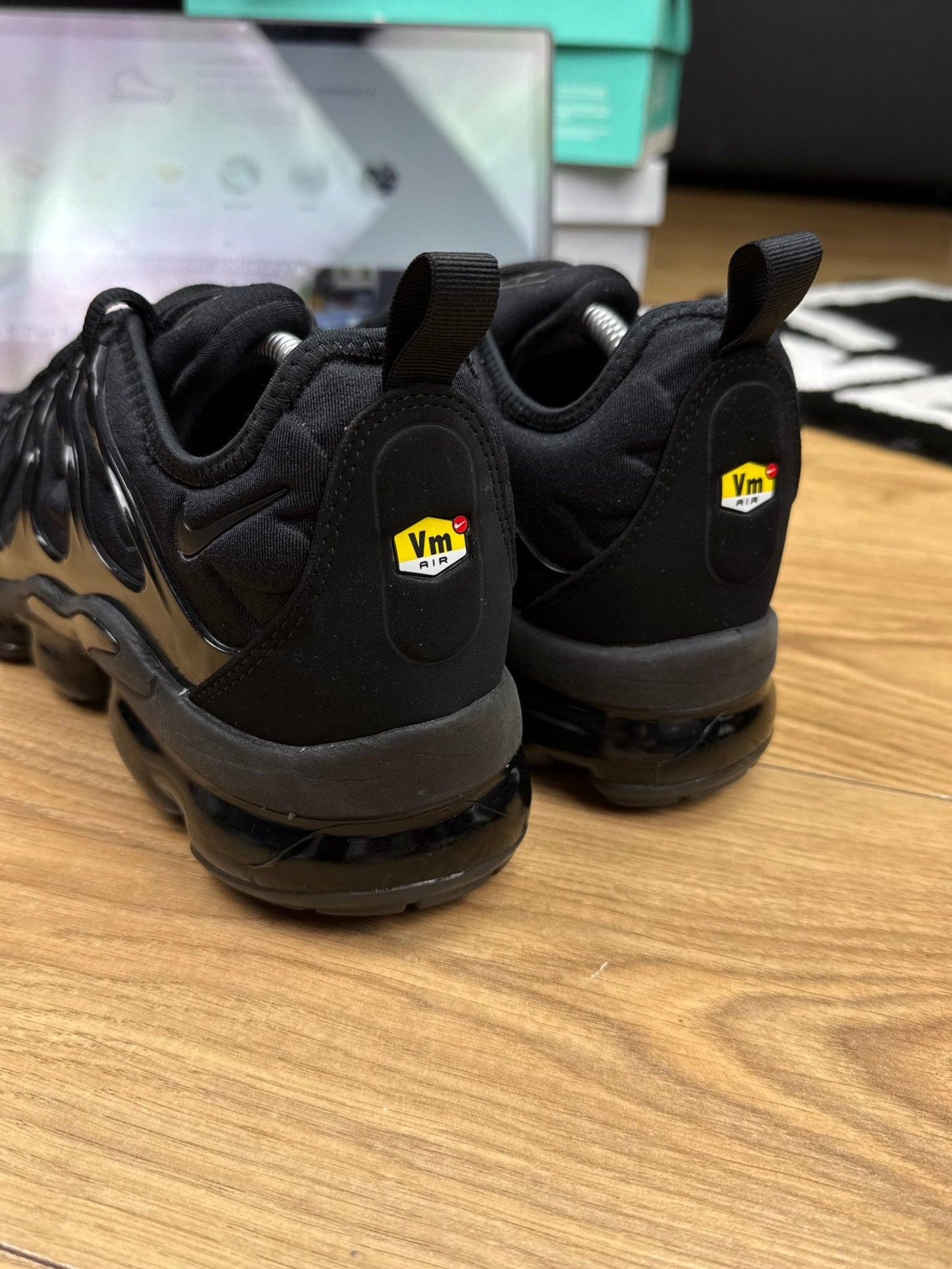 Nike Air Vapormax Plus (44.5)