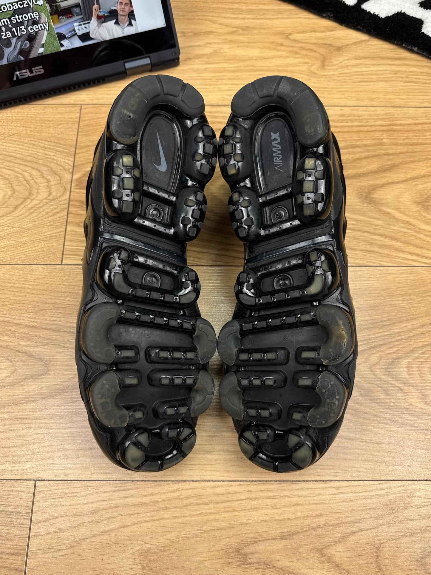 Nike Air Vapormax Plus (44.5)