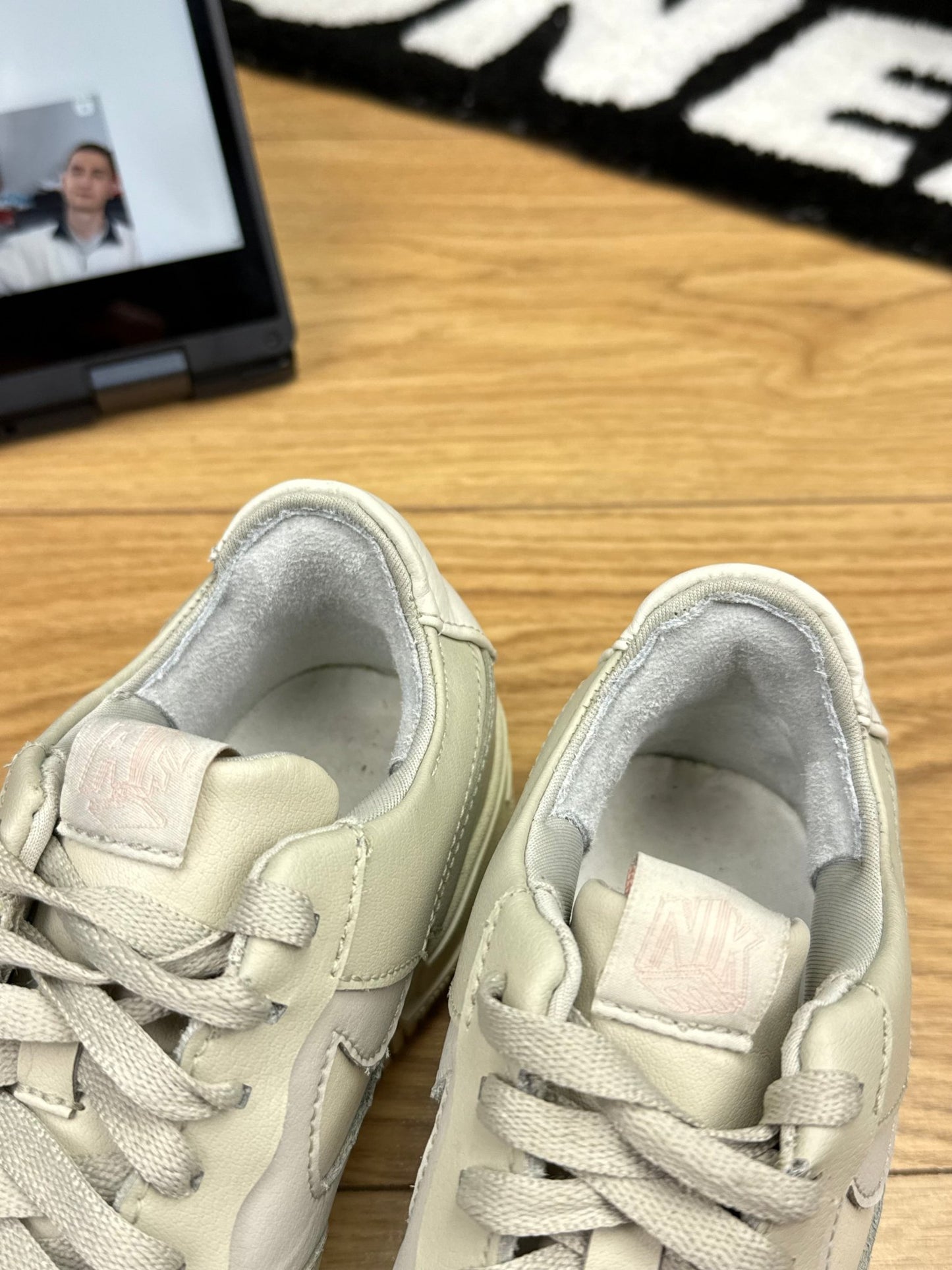 Nike Air Force 1 Pixel (38)