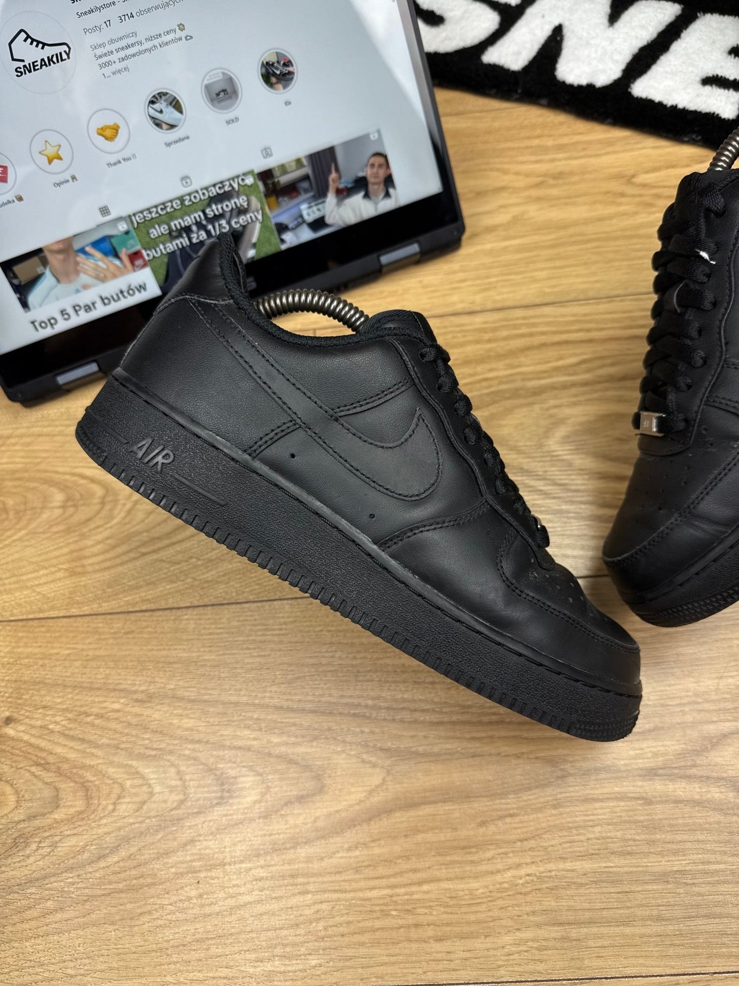 Nike Air Force 1 Low (42.5)