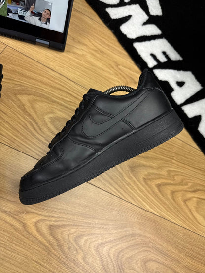 Nike Air Force 1 Low (42.5)