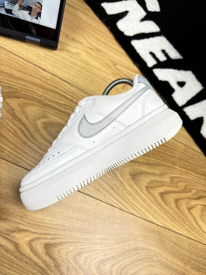 Nike Court Vision Alta (38)