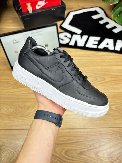 Nike Air Force 1 Low Pixel (40.5)