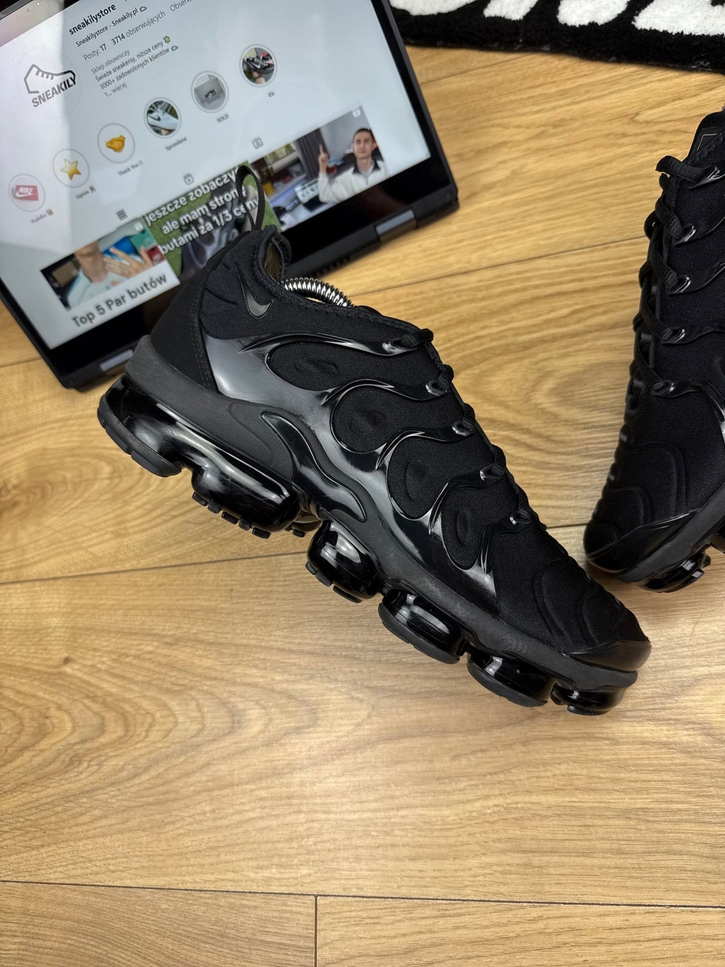 Nike Air Vapormax Plus (44)