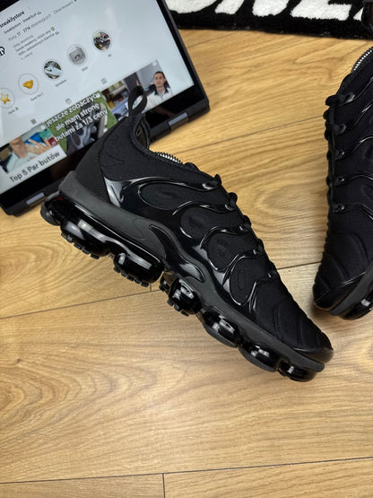 Nike Air Vapormax Plus (44)