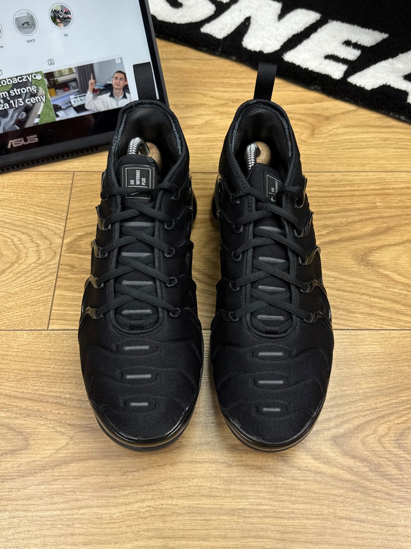 Nike Air Vapormax Plus (44)