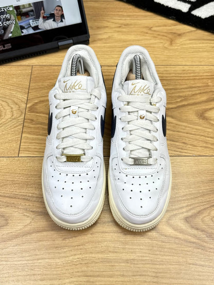 Nike Air Force 1 ’07 FlyEase — buty sportowe damskie w bardzo dobrym stanie rozmiar 36.5, widok z tyłu