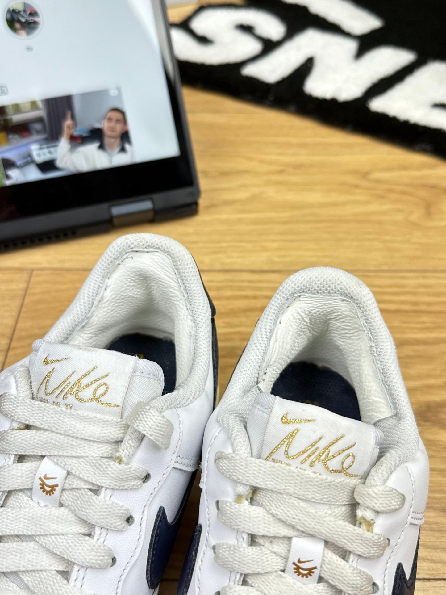 Nike Air Force 1 Low (36.5)