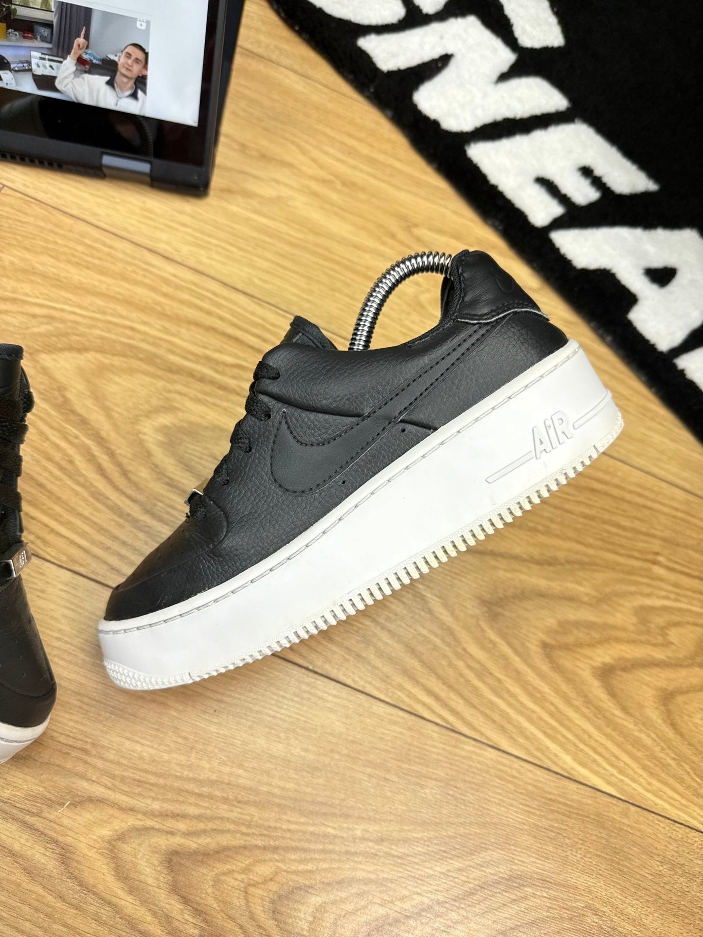 Nike Air Force 1 Sage (36)