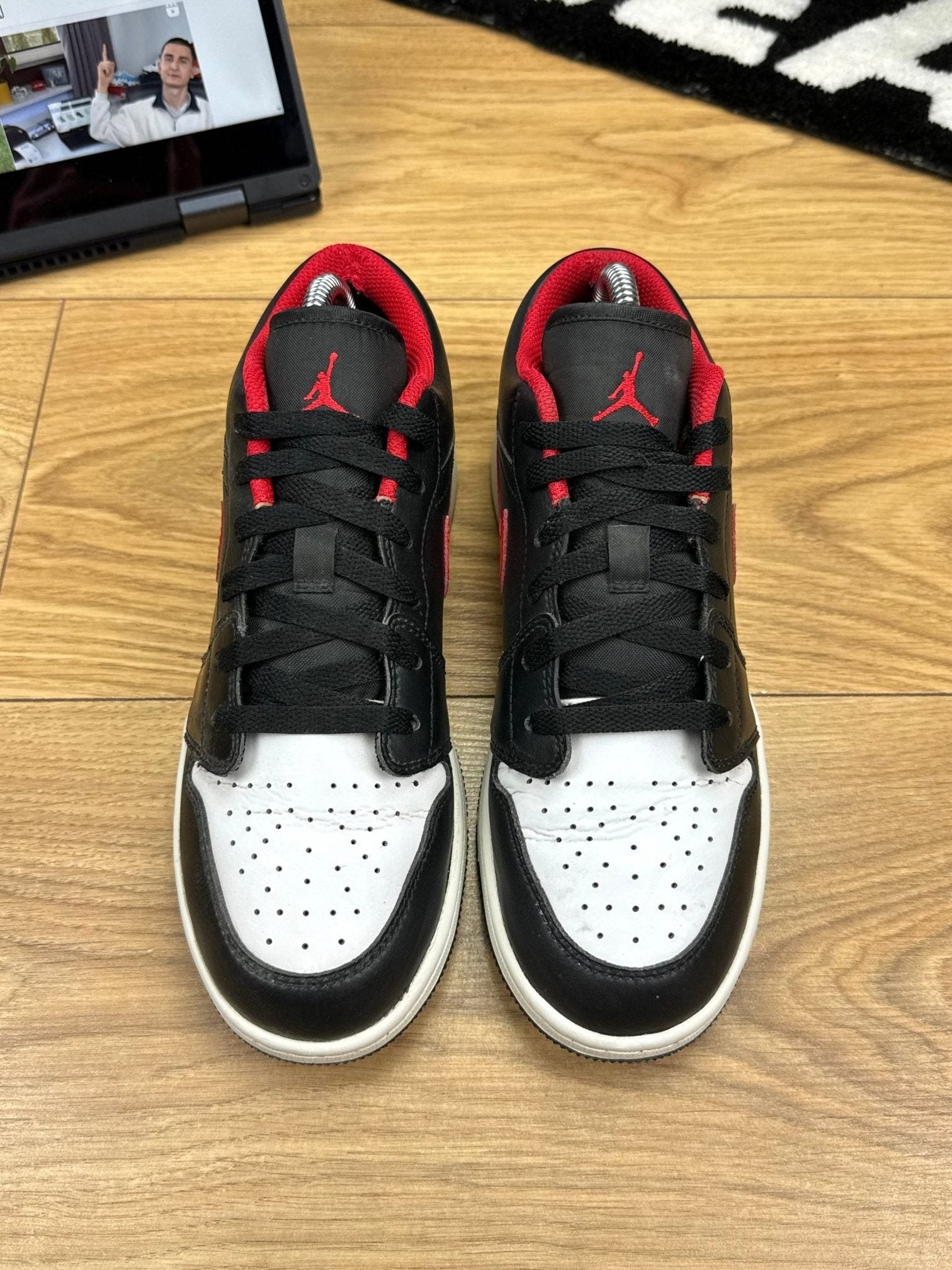 Nike Air Jordan 1 Low — buty sportowe damskie w bardzo dobrym stanie rozmiar 38.5, widok z tyłu