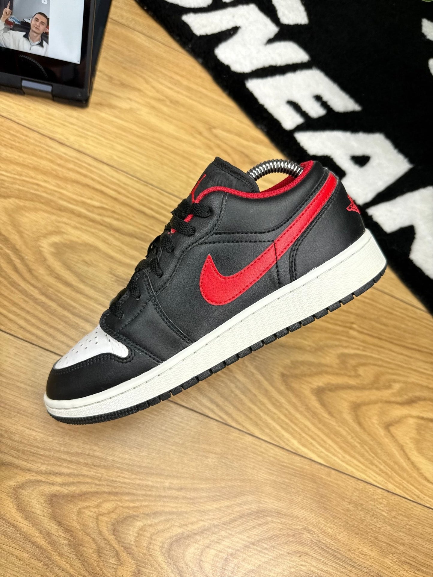 Nike Air Jordan 1 Low (38.5)