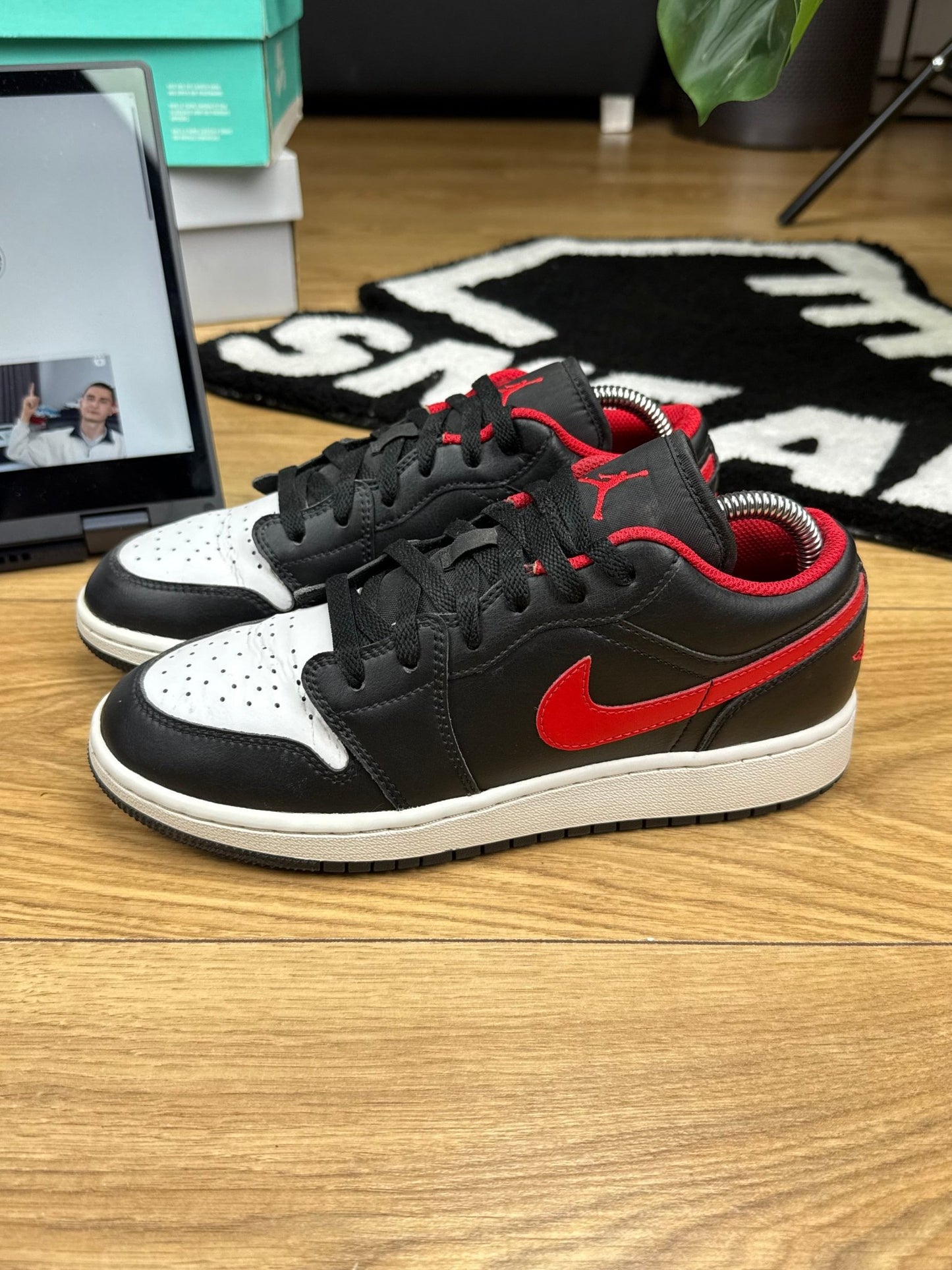 Nike Air Jordan 1 Low (38.5)