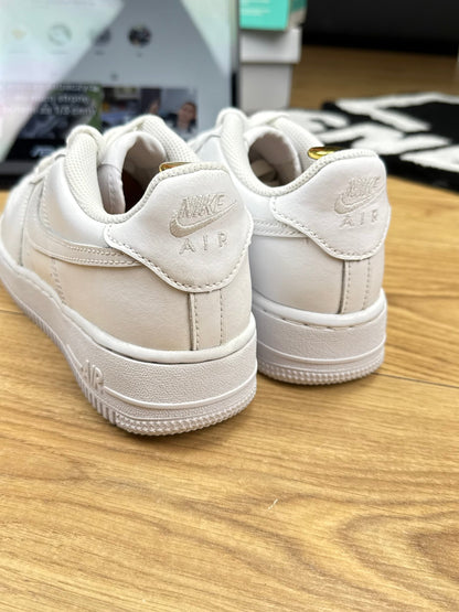 Nike Air Force 1 Low (39)