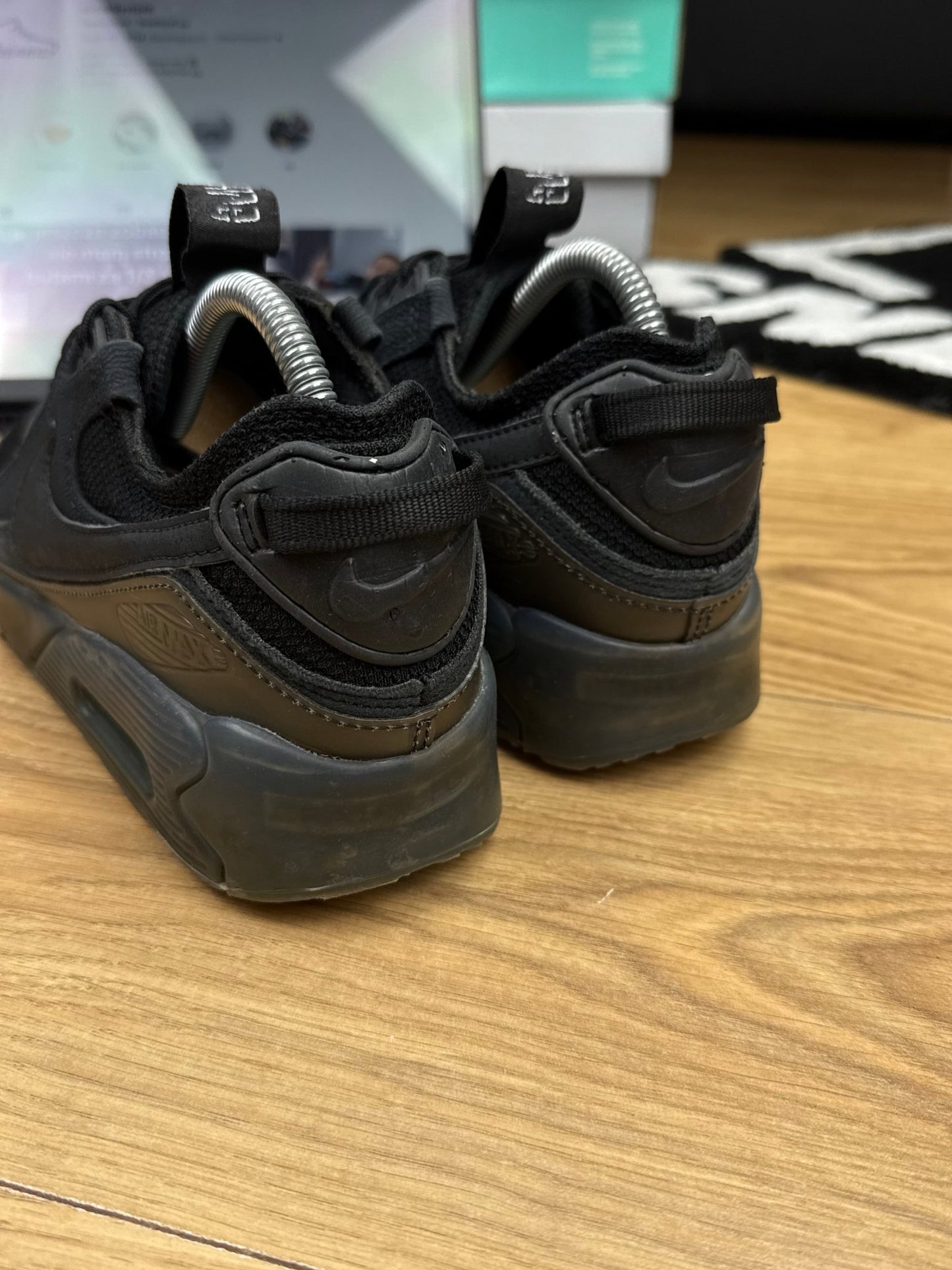 Nike Air Max 90 (40)