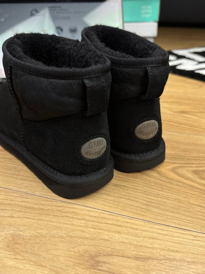 Emu Australia Stinger Micro (40)