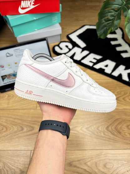 Nike Air Force 1 Low (40)