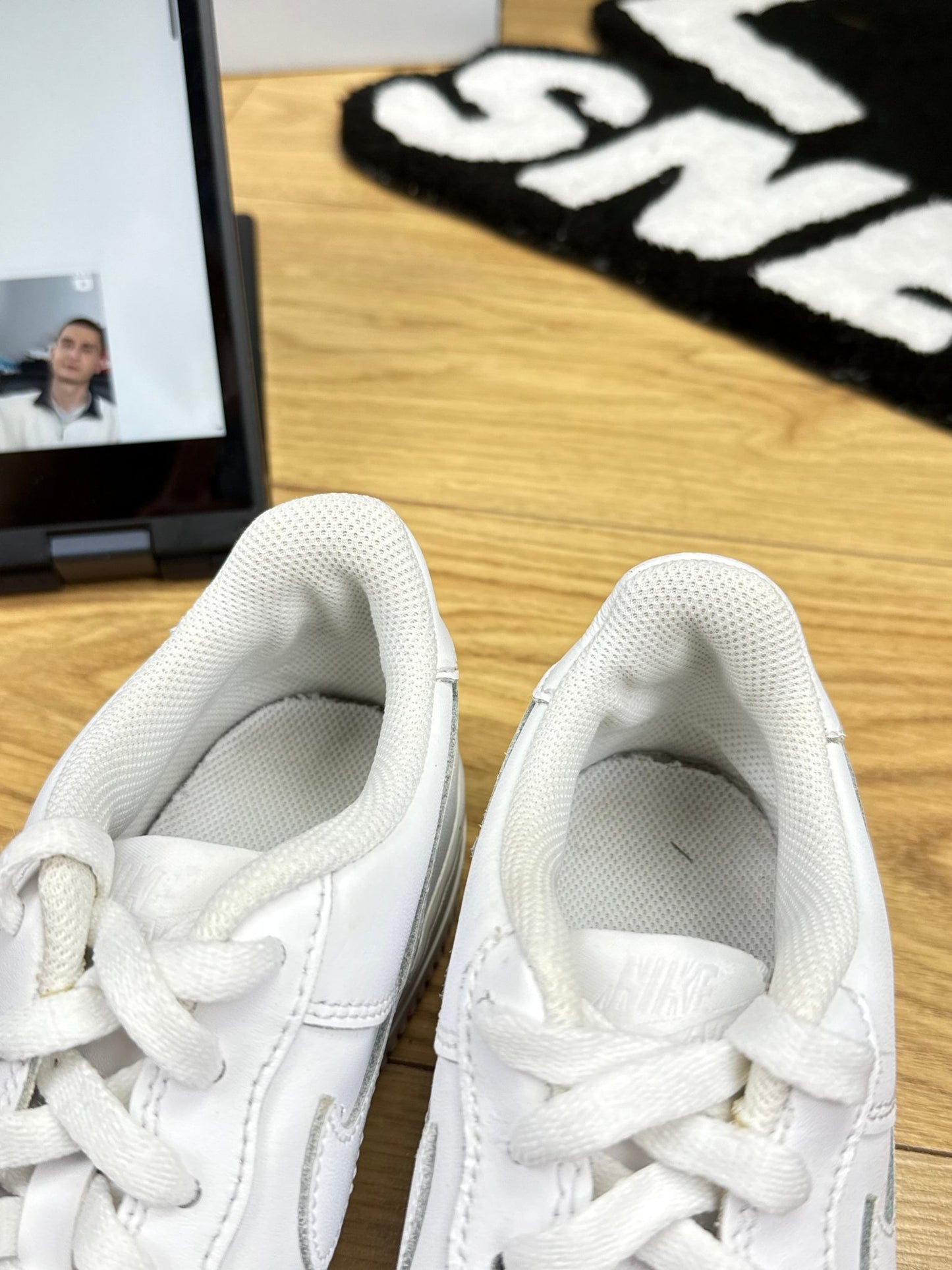 Nike Air Force 1 Low (39)