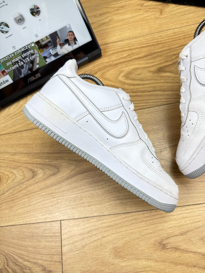Nike Air Force 1 Low (38.5)