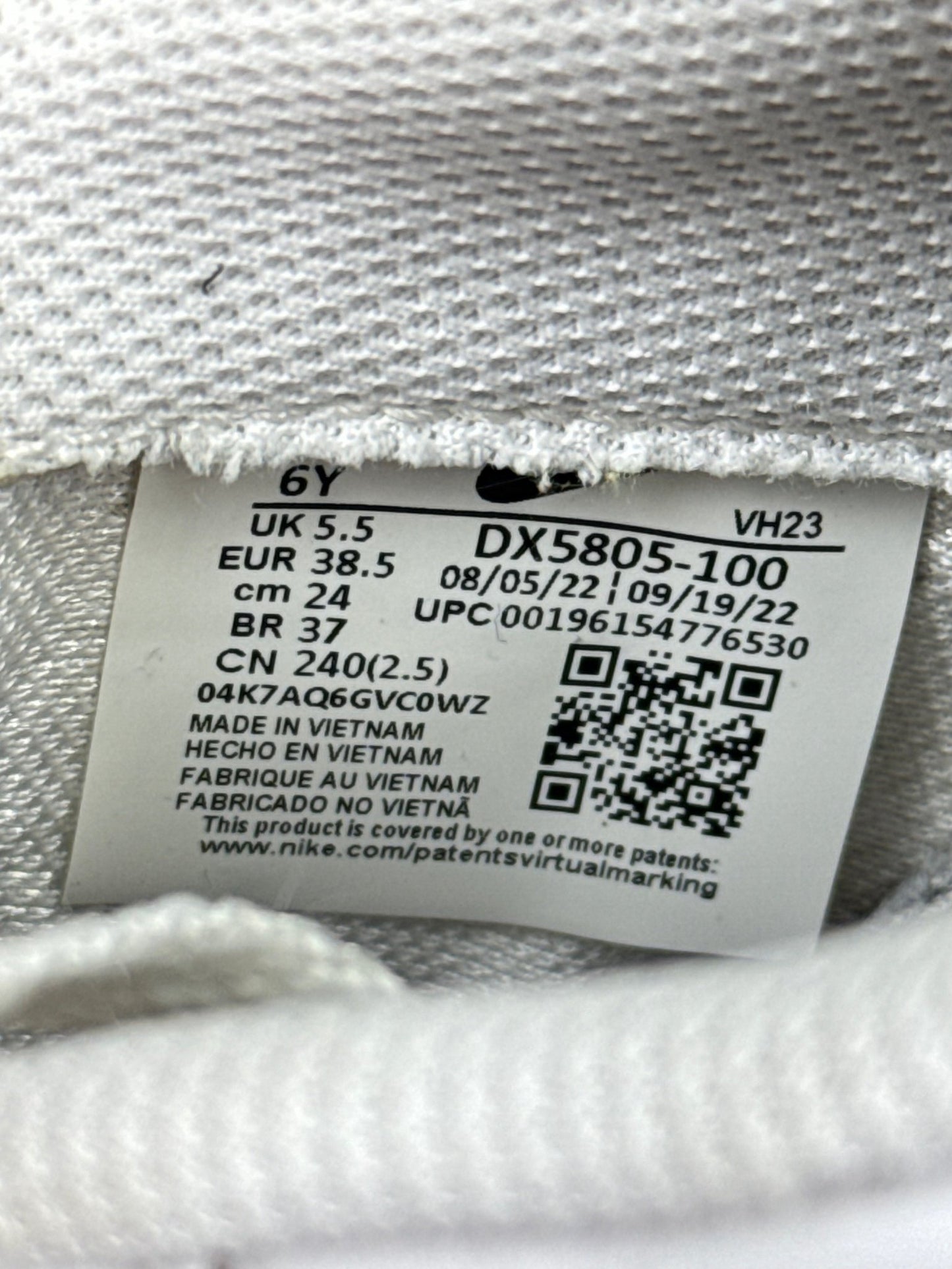 Nike Air Force 1 Low (38.5)