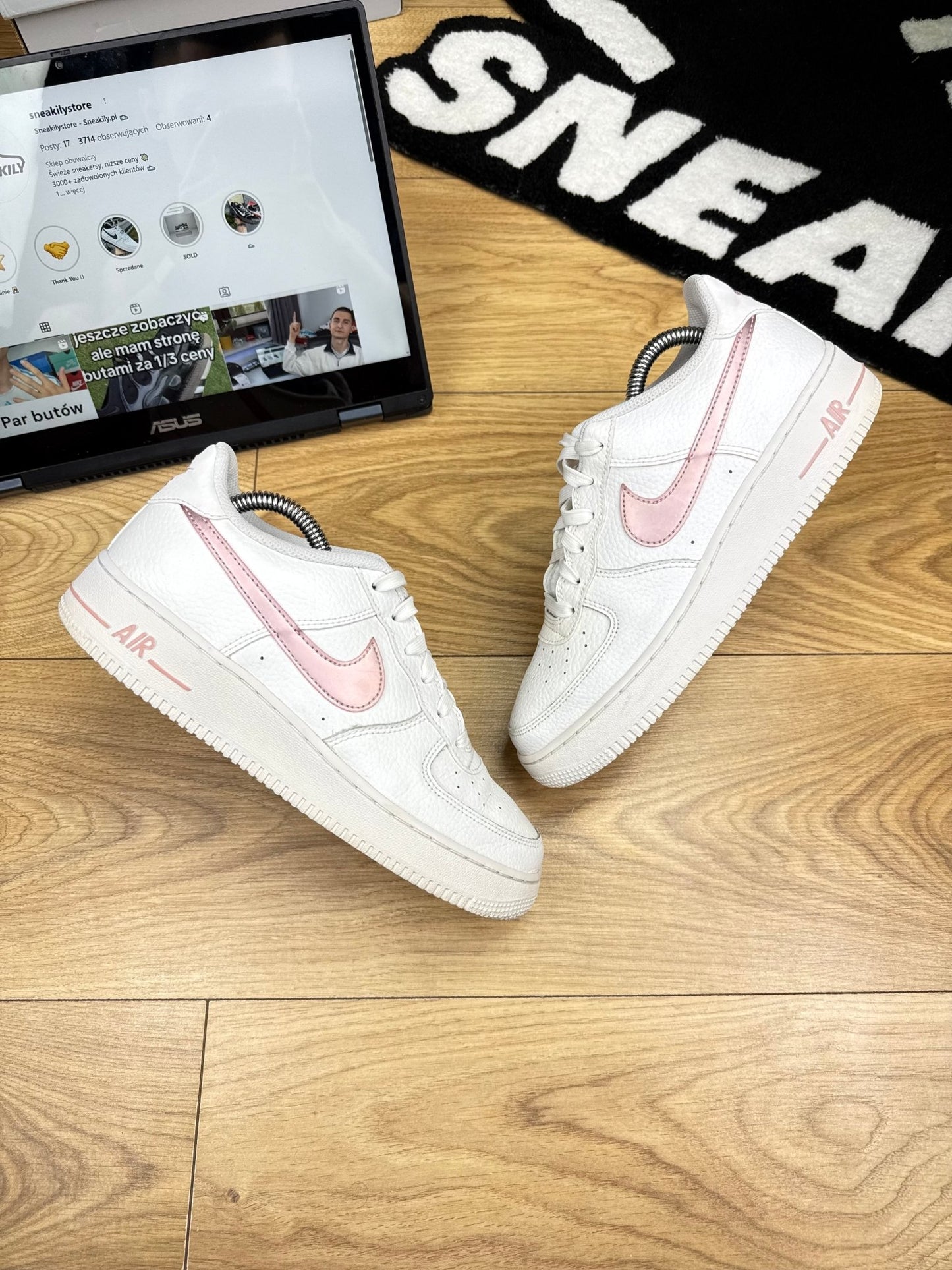 Nike Air Force 1 Low (40)