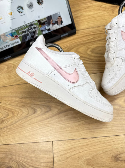 Nike Air Force 1 Low (40)