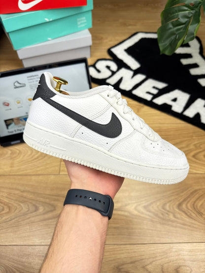 Nike Air Force 1 Low (38.5)
