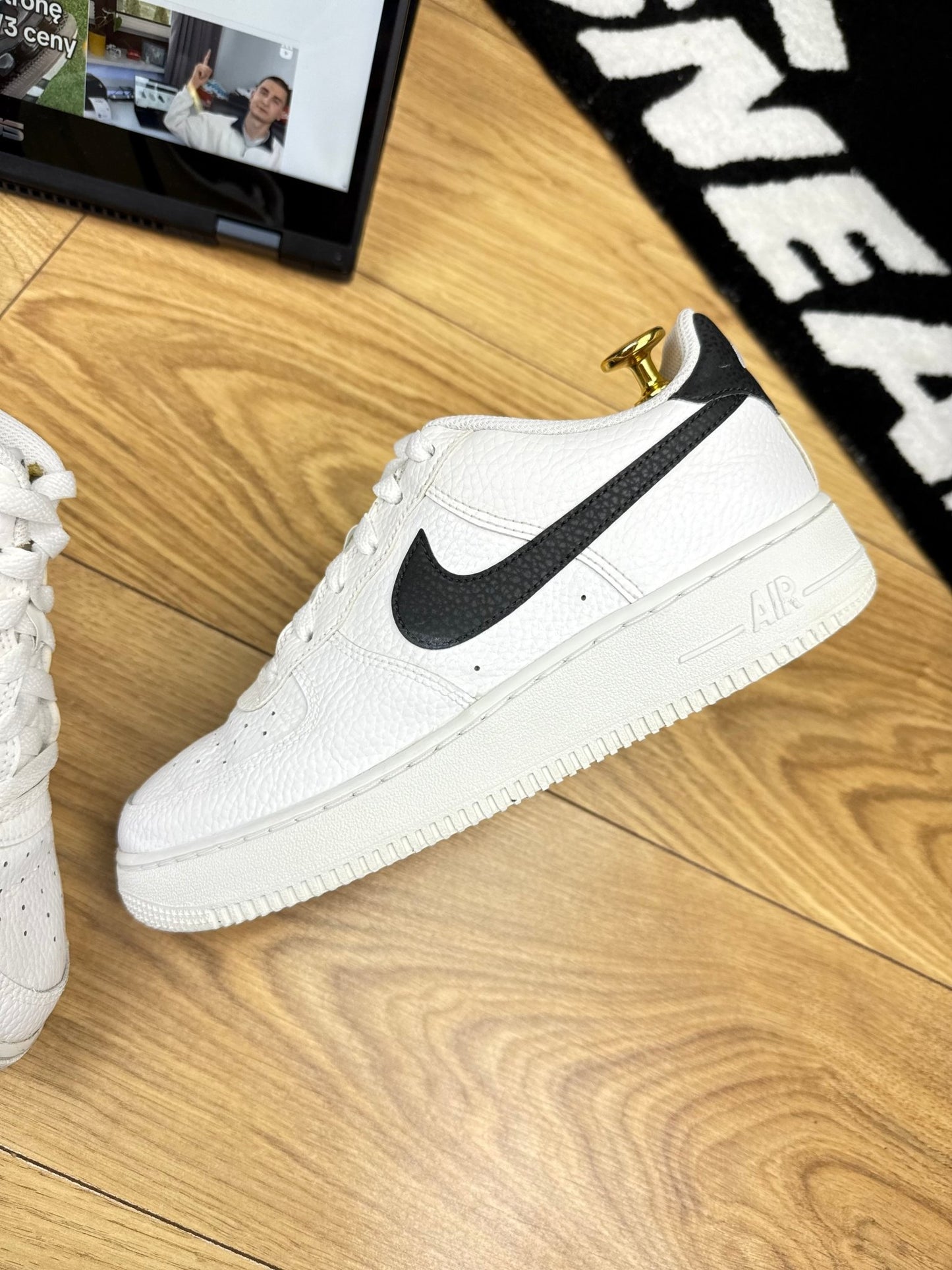 Nike Air Force 1 Low (38.5)
