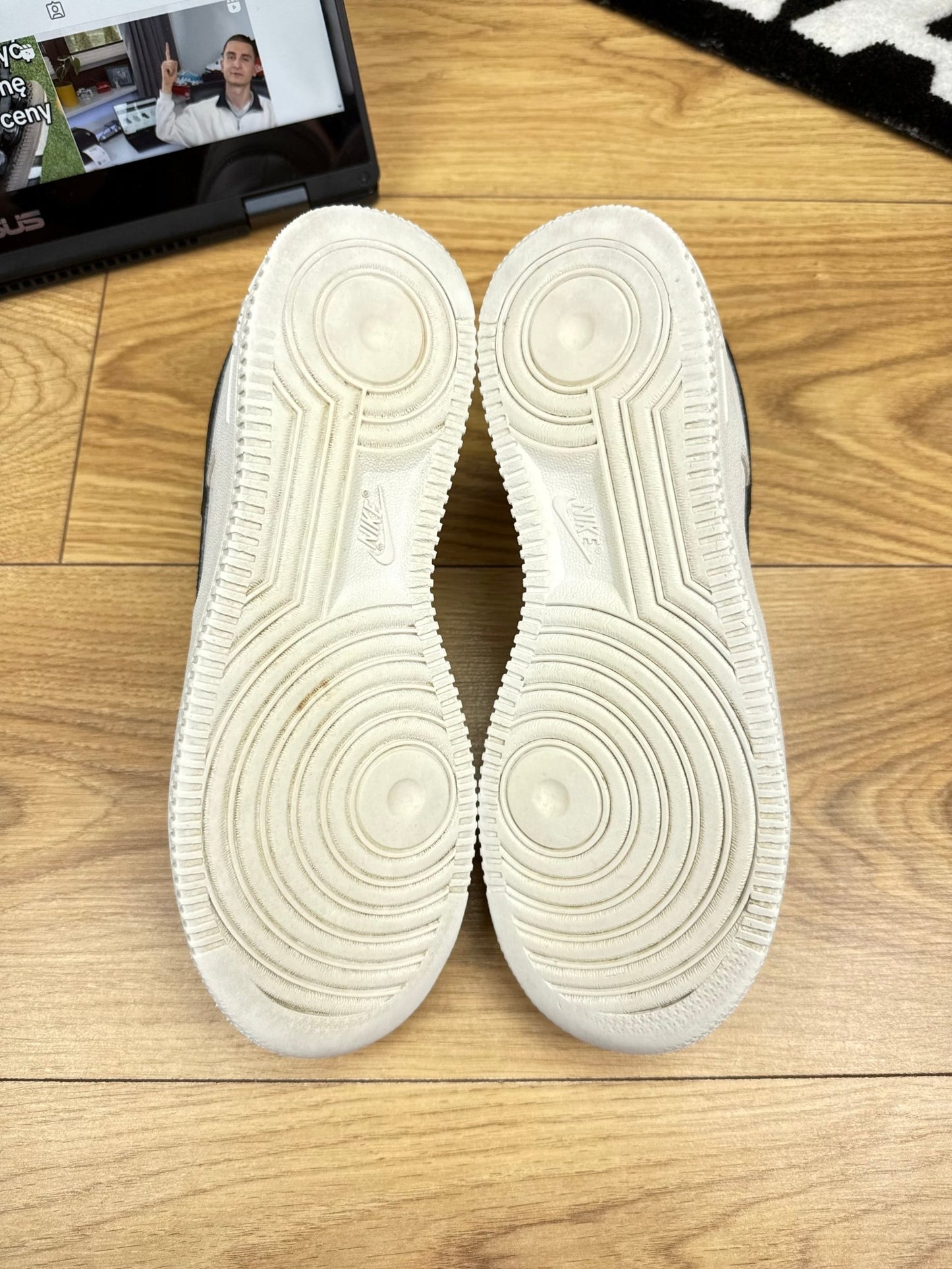 Nike Air Force 1 Low (38.5)