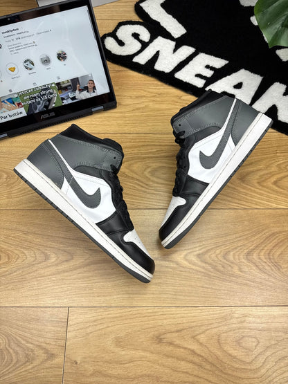 Nike Air Jordan 1 Mid (45)