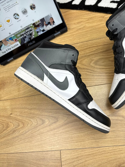 Nike Air Jordan 1 Mid (45)