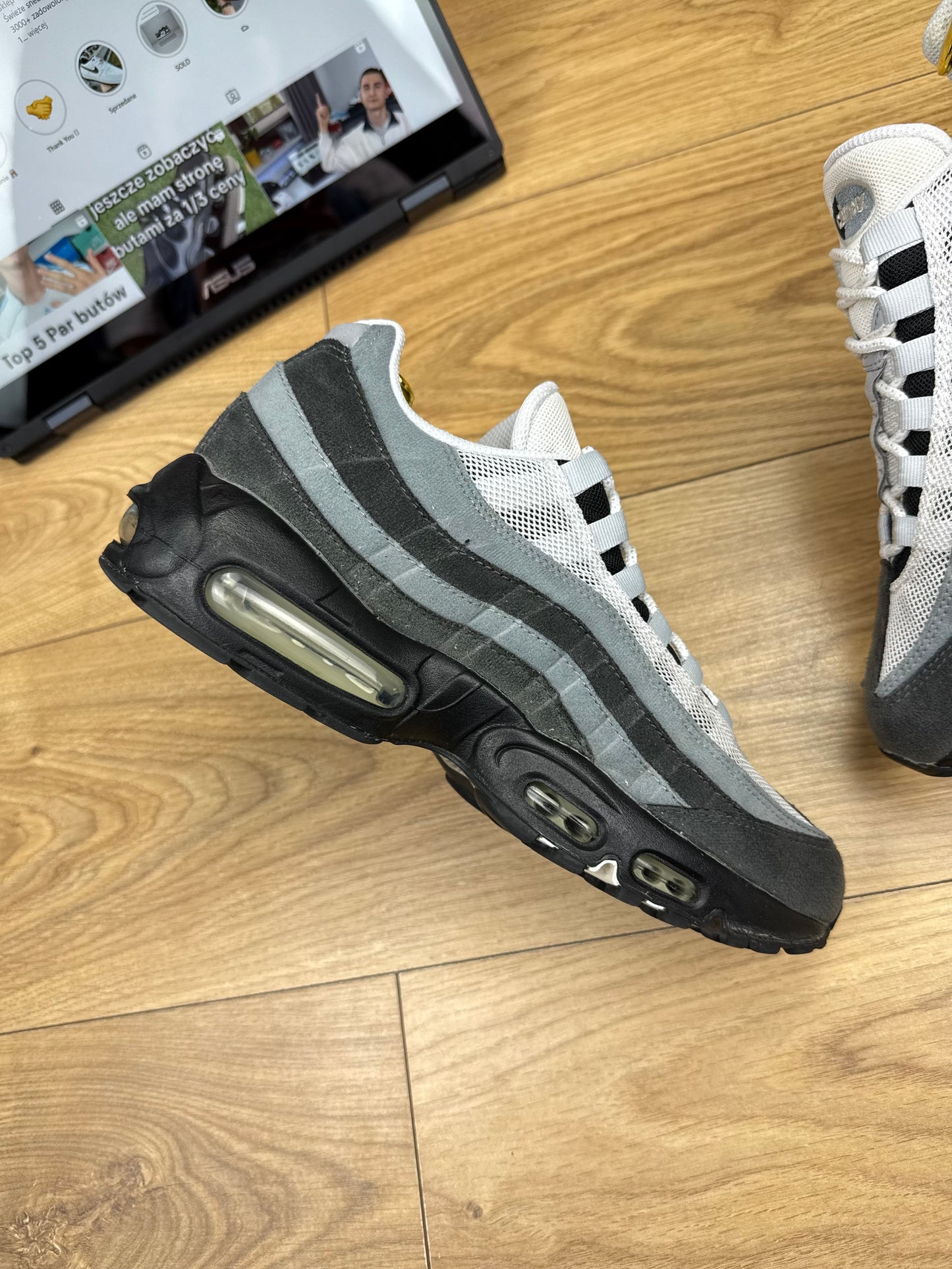 Nike Air Max 95 (41)