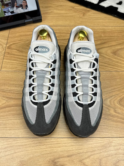 Nike Air Max 95 (41)