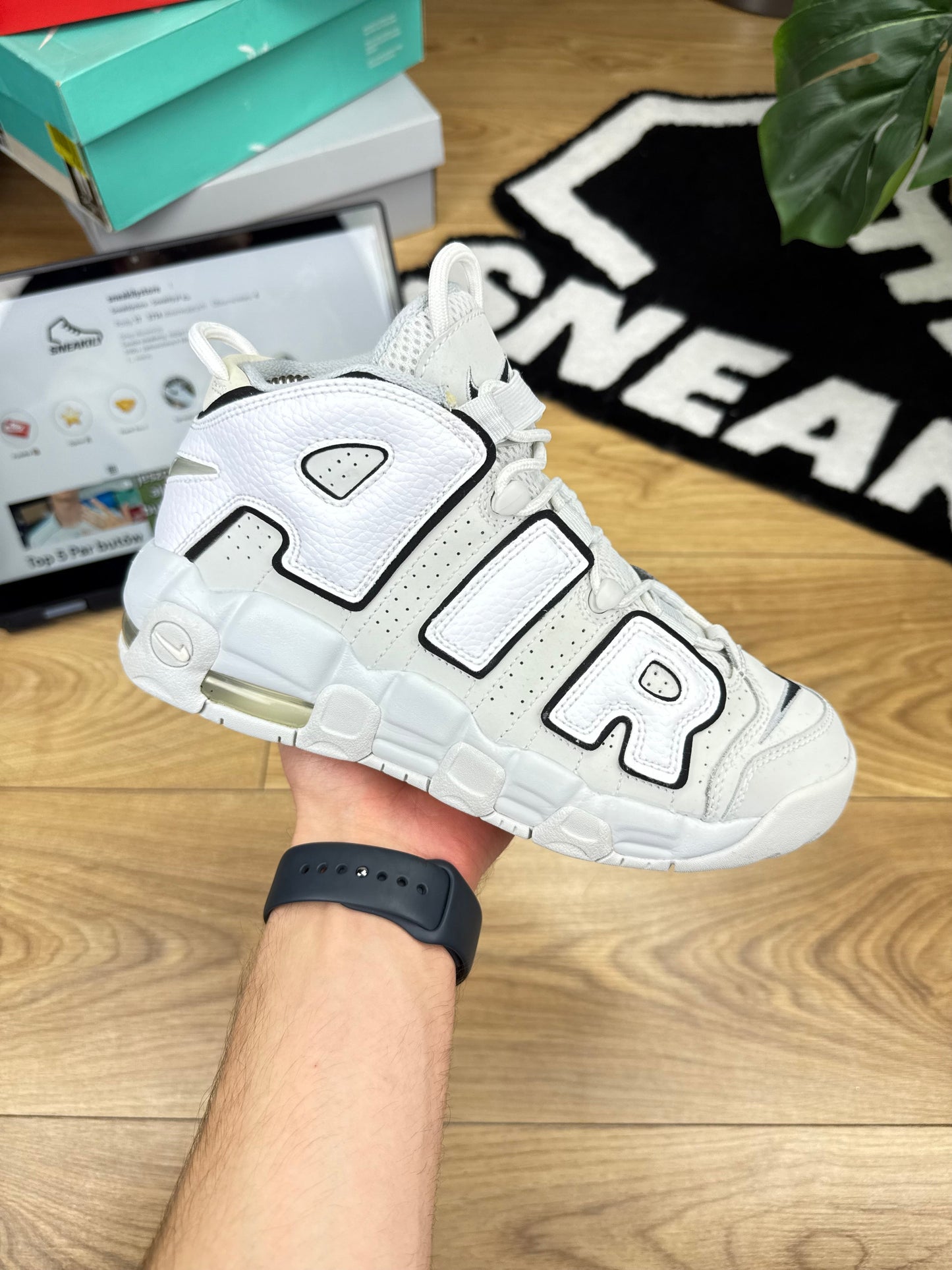 Nike Air More Uptempo 96 (37.5)