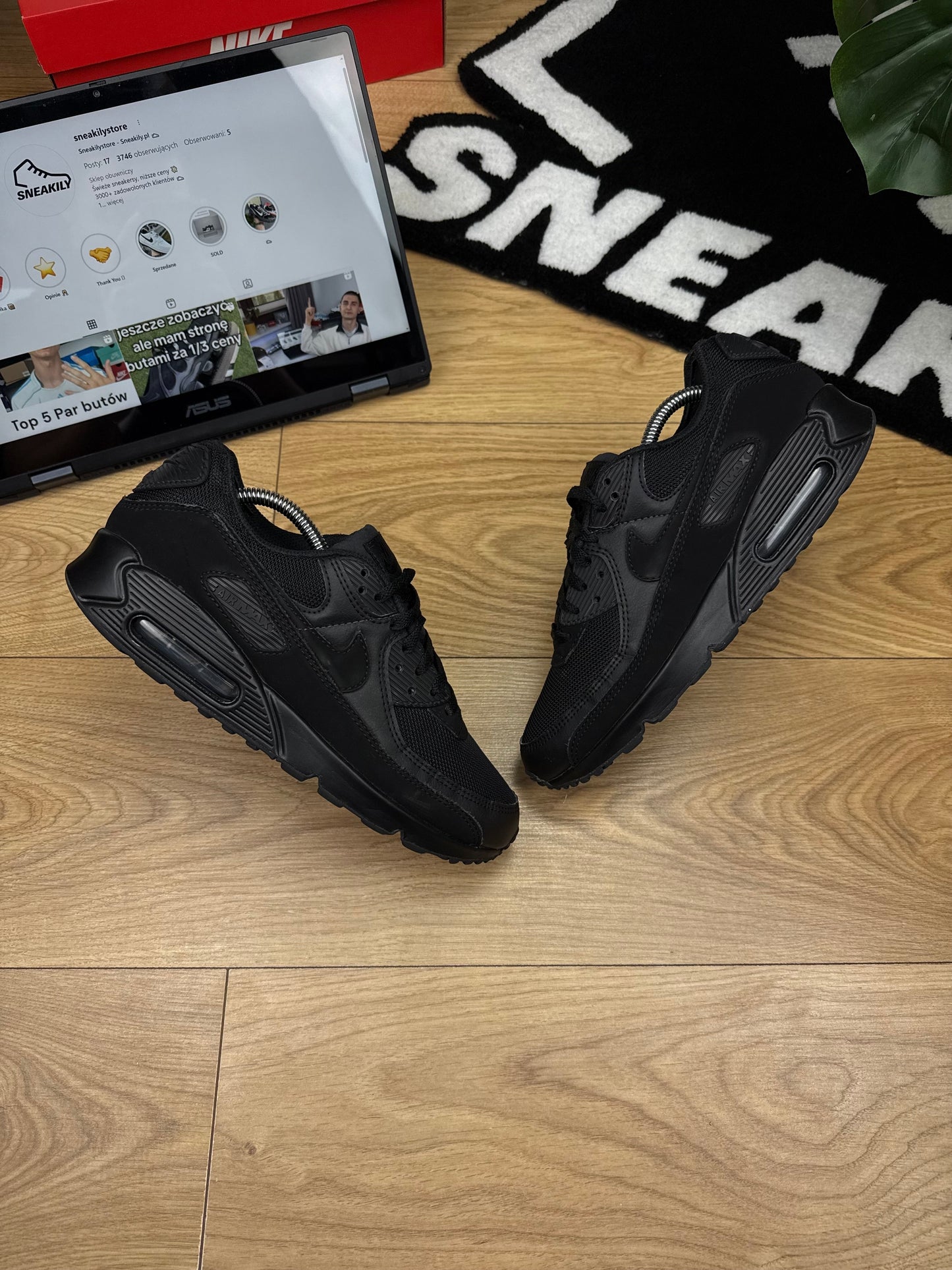Nike Air Max 90 (42)