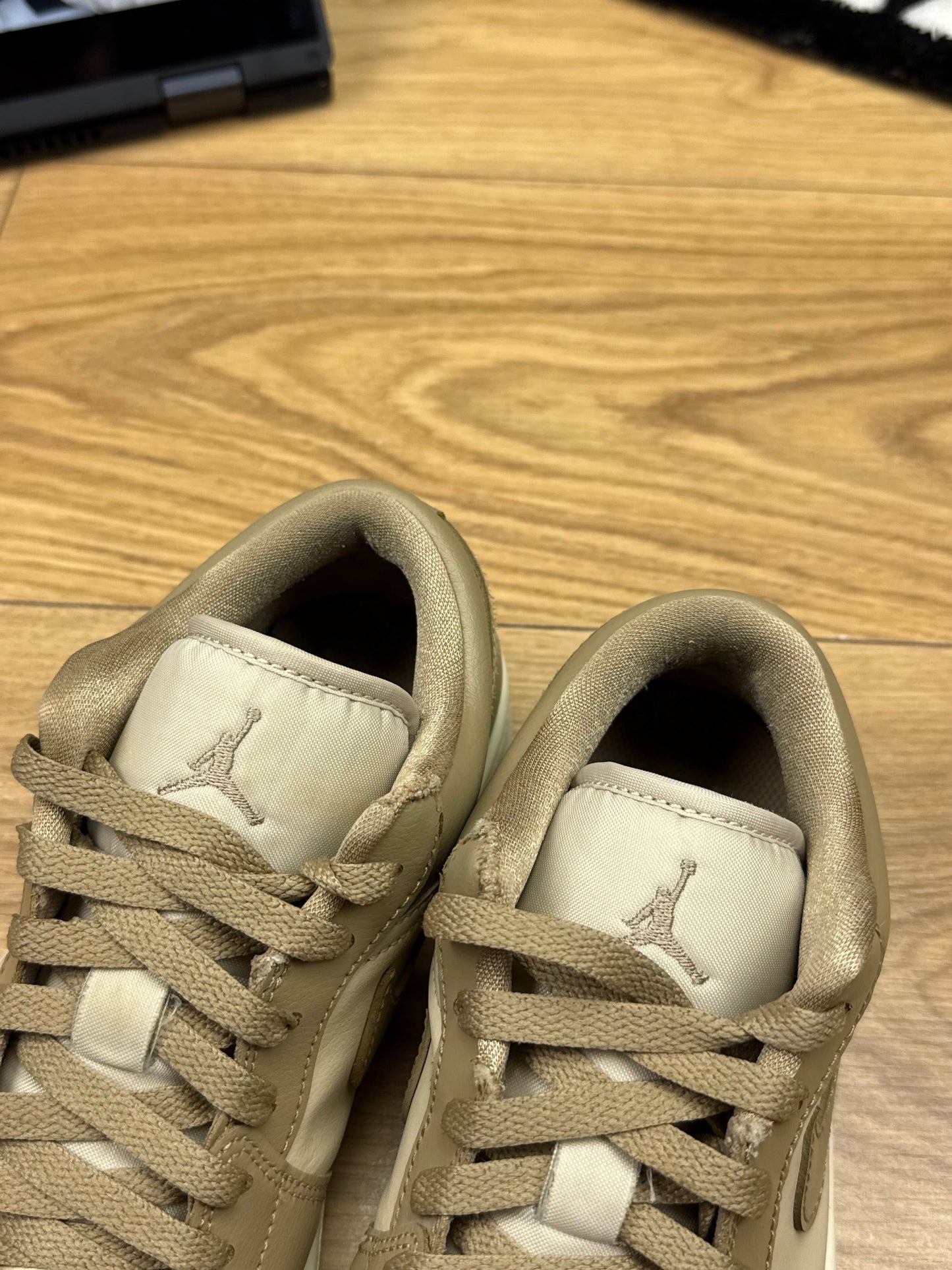 Nike Air Jordan 1 Low (40)